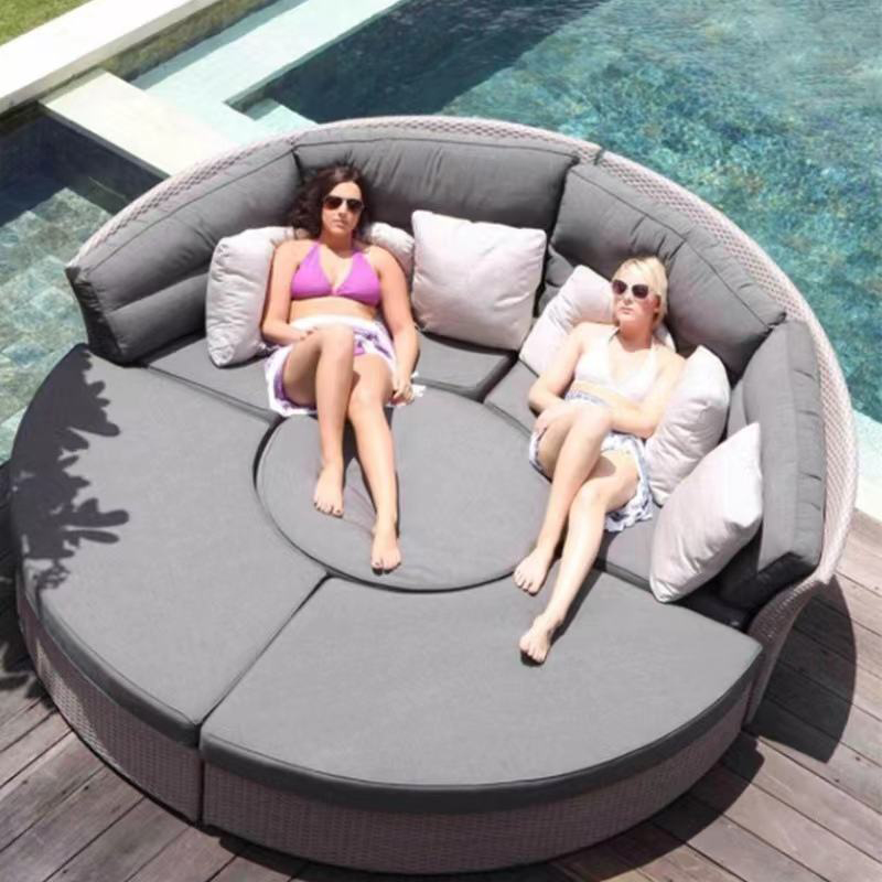 屋外用籐製ラウンドデイベッドソファセット、1.6m/1.8m - Outdoor Daybed Furniture のレビューと価格
